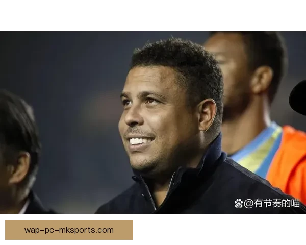 罗纳尔多大罗：从天才少年到传奇巨星的足球之路与时代影响